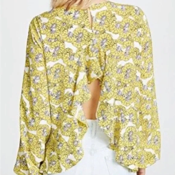 Robert Rodriguez Dania Floral Ruffle-Back Blouse - Picture 2 of 7